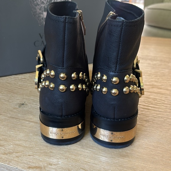 Vince Camuto Black Windetta Ankle Boots with Gold 9M NIB - Picture 4 of 11